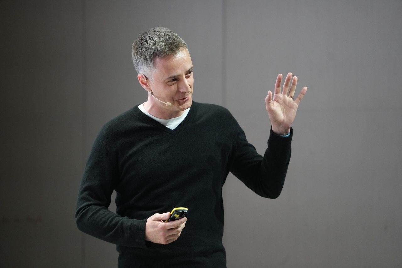 Juan Moreno Speaking